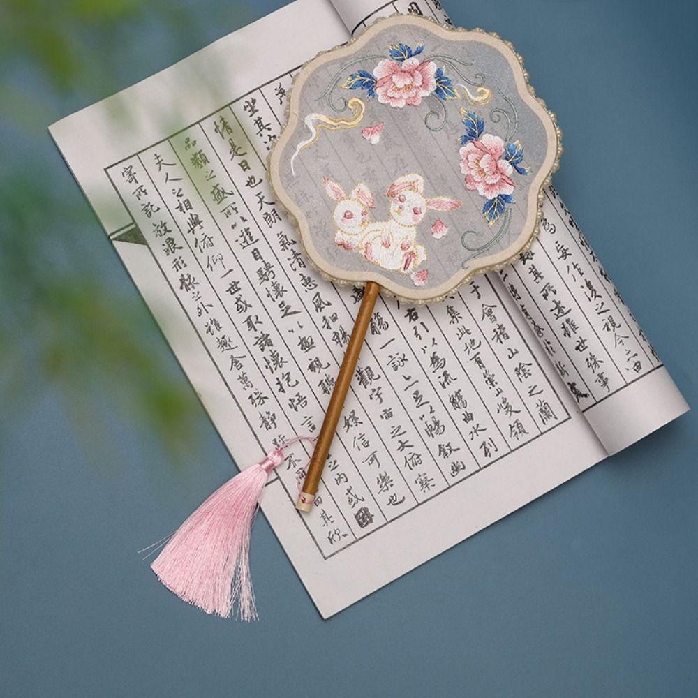 Классический круглый веер в китайском стиле, винтажный вышитый шелковый веер, двусторонний с кисточкой, ручной веер для женщин