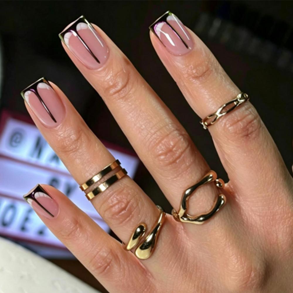 24Pcs Short Fake Nail Tips with White French Design Simple Square Head False Nude Pink Nails Stripes Wearable Press on Nails