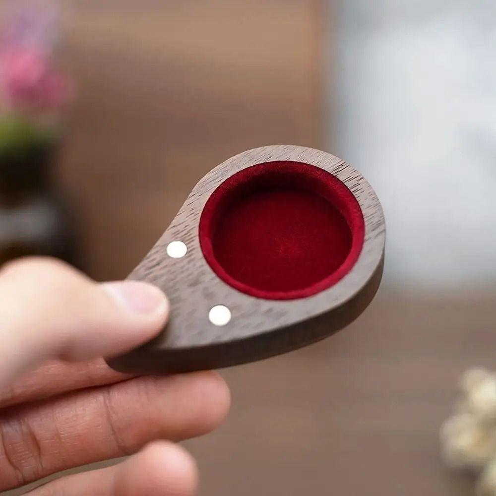 Деревянная шкатулка для украшений из орехового дерева в форме сердца, коробка для хранения серег, коробка для помолвочного кольца, День благодарения