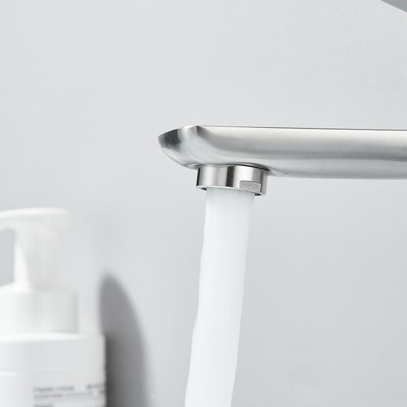 304 Stainless Steel Bathroom Faucets Deck Mounted Hot Cold Mixer Tap Single Cold Lavatory Washing Basin Sink Faucet