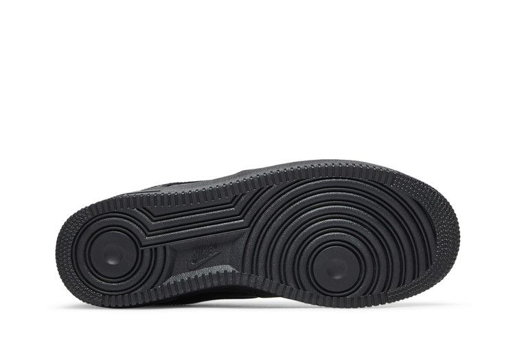 Женские кроссовки Nike Wmns Air Force 1 '07 'Triple Black'
