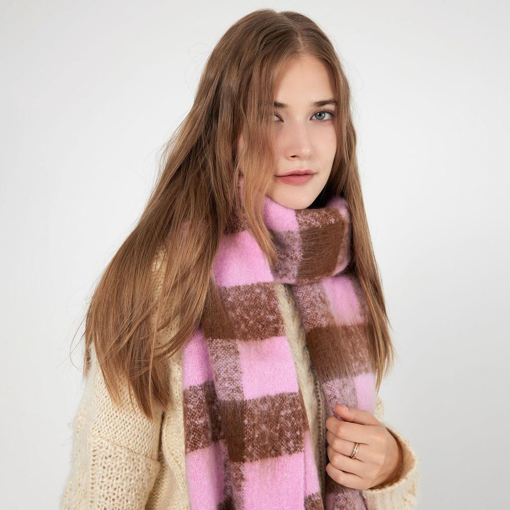 High Quality Is Different, Z Home Black and White Plaid Scarf Women's Winter Thickened Imitation Cashmere Shawl Scarf