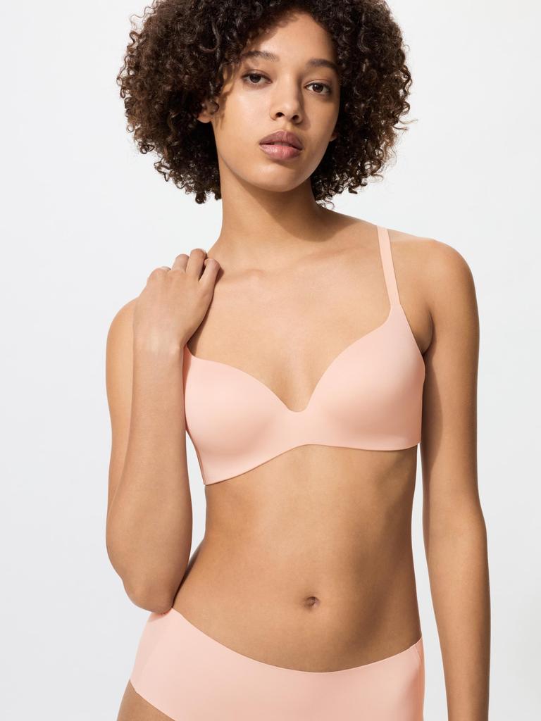 Uniqlo Japan Wireless Bra 3d Hold