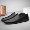 Модные итальянские модные мужские туфли без застежек Повседневные мужские мокасины на открытом воздухе Кожаные мокасины на плоской подошве Мужские дышащие туфли-лодочки