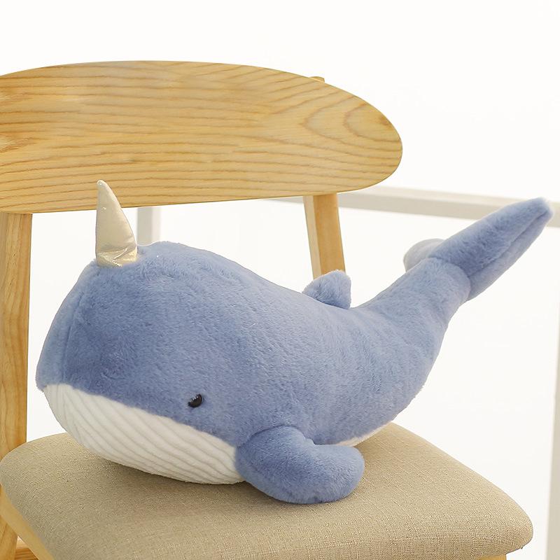 Креативная плюшевая игрушка-подушка в виде акулы-нарвала - идеальный подарок для детей