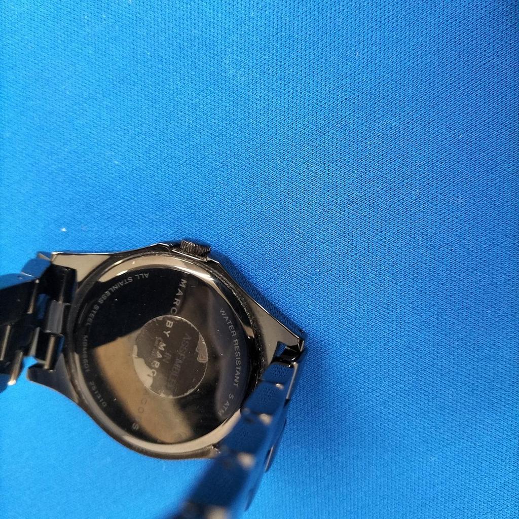 Подержанные часы MARC BY MARC JACOBS MBM8601