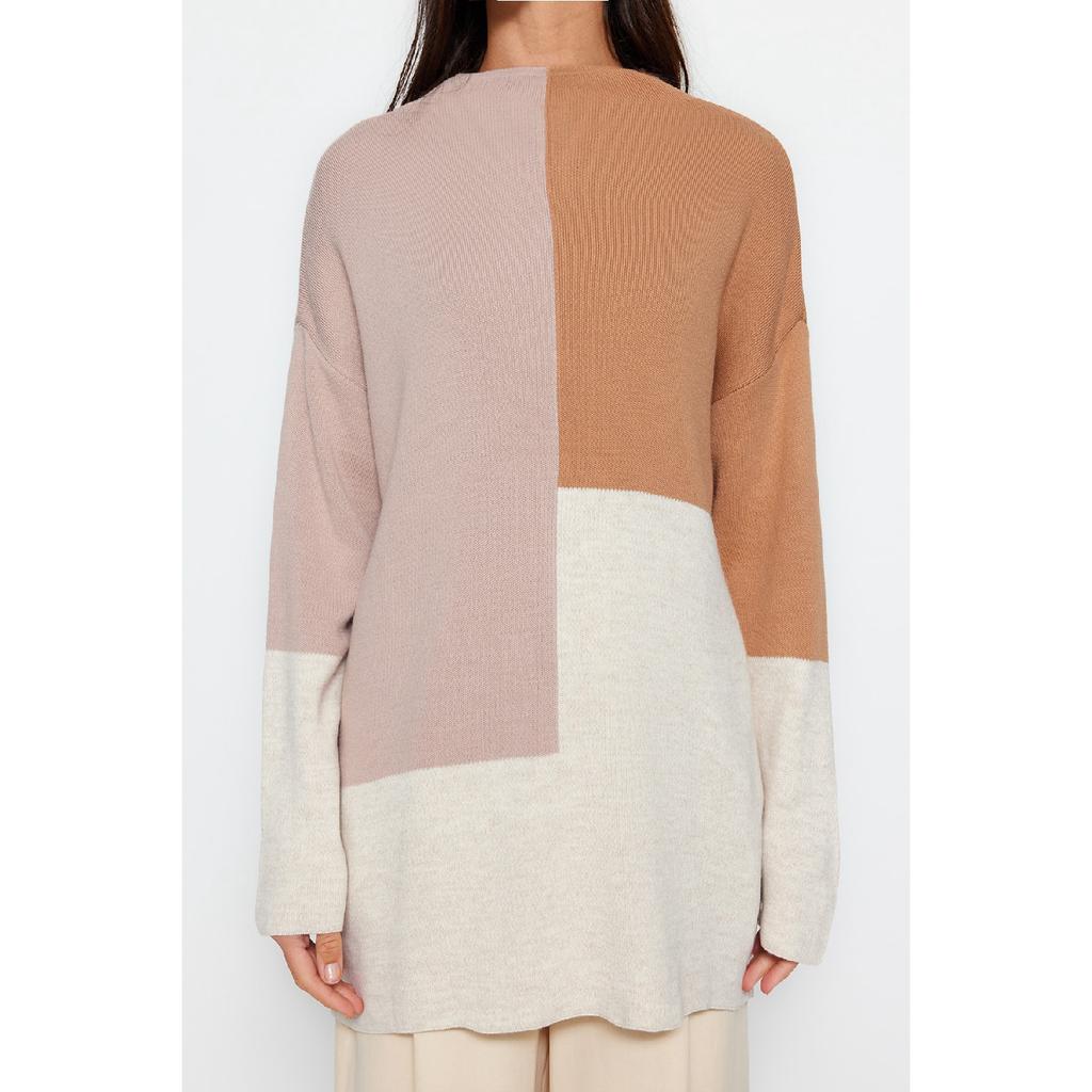 Black Color Block High Collar Knitwear Sweater Tctaw22ak0054