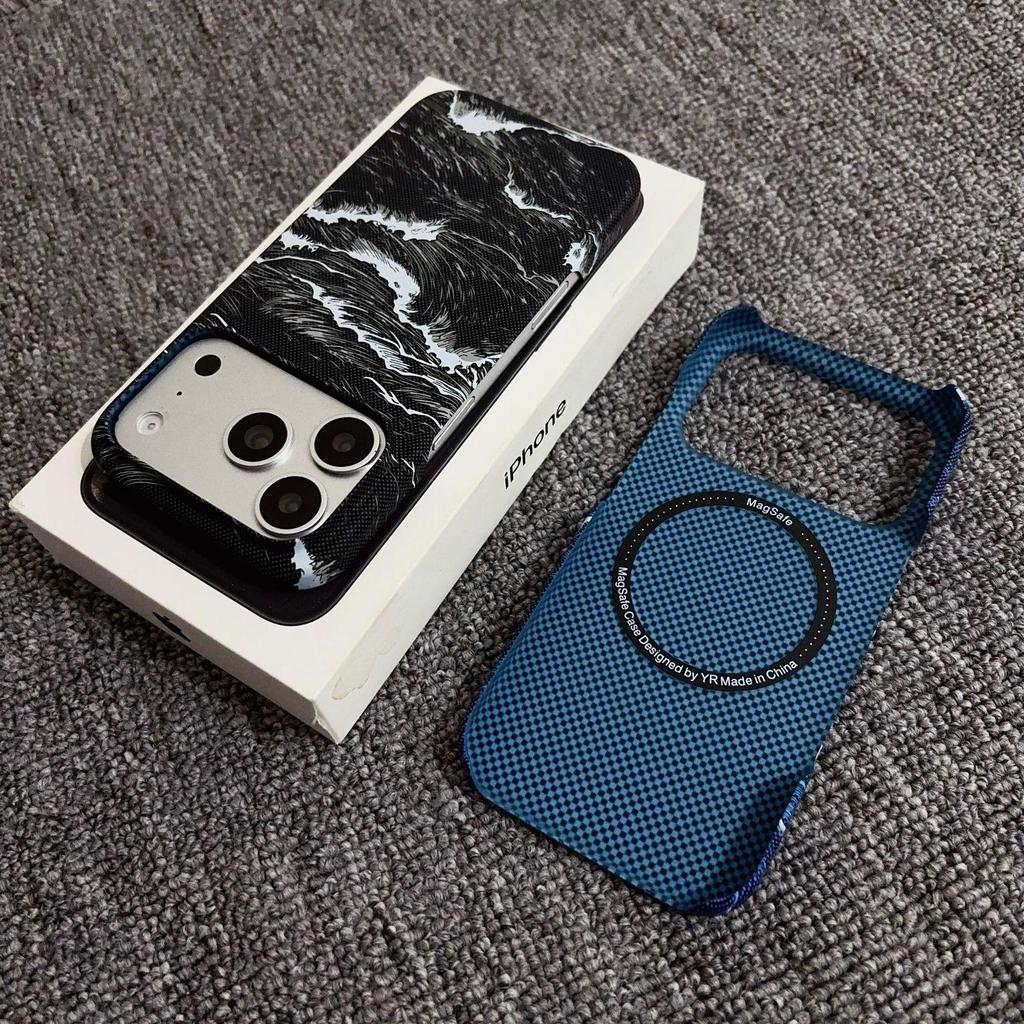 Совместимый чехол для iPhone 17 Pro с магнитным креплением, узором из кевлара, из углеродного волокна, матовый