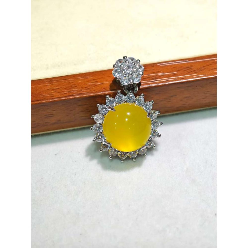 Natural Green Agate Round Pendant Sweater Chain Gold Inlaid Buddha Gong Long Brand Eight Treasures Lotus Chalcedony Hanging