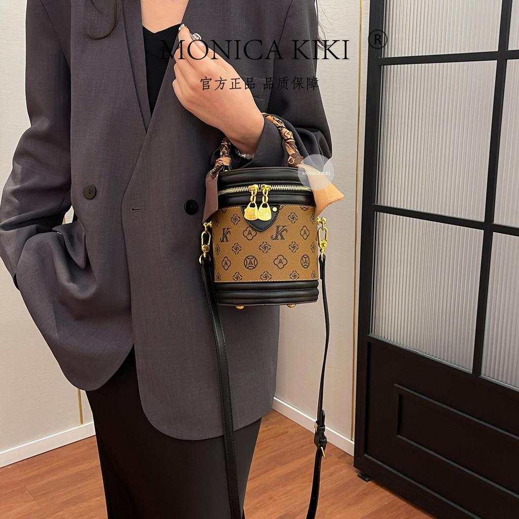 Old flower bucket bag women's 2025 new handbag cylinder bag retro printed handbag versatile messenger bag