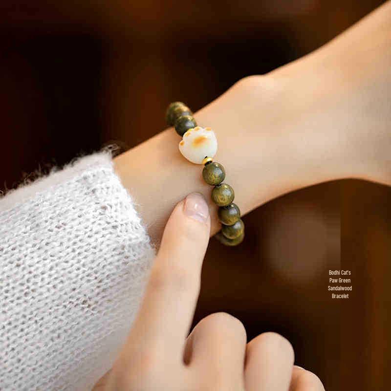 Green Sandalwood Bodhi Root Charred Lucky Cat Paw Women's Bracelet