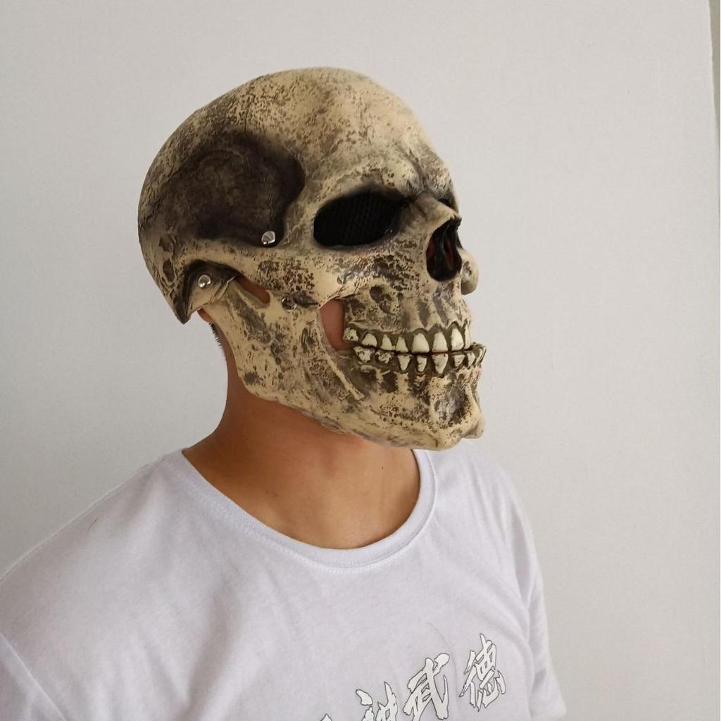 Halloween Skull Mask with Moving Mouth