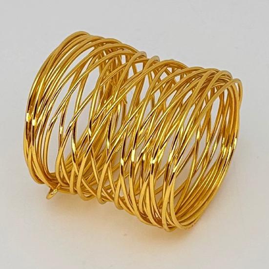 Yousheng Twisted Wire Napkin Rings Wire Mesh Napkin Holders Golden Metal Napkin Rings Dining Table Accessories for Party Wedding Christmas Gatherings