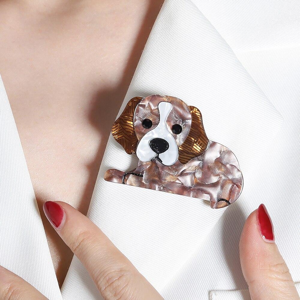 Blucome Handmade Acrylic Animal Dog Brooches for Women Men Lovely Sitting Pet Casual Party Brooch Pin Gifts Jewelry Accessories
