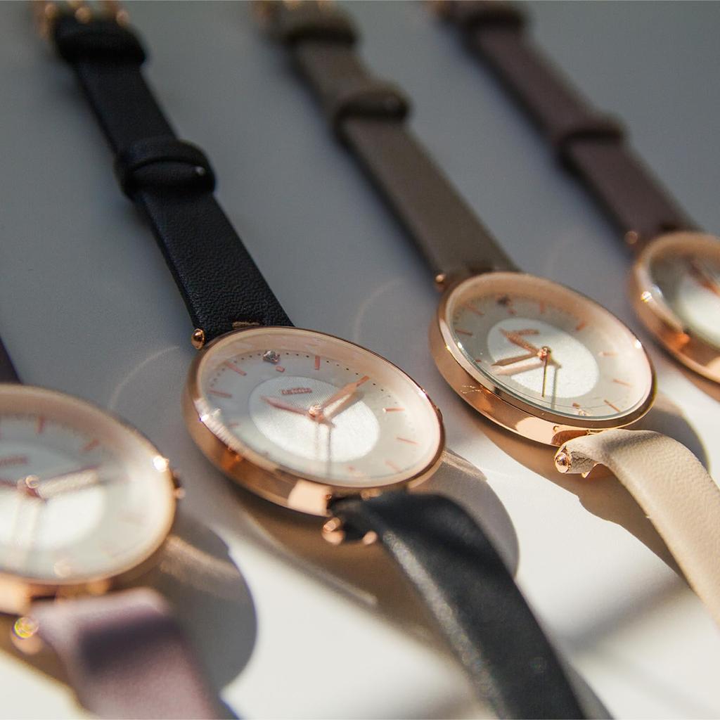 Fieldwork Women's Analog Watch with Diamonds, Leather Strap, Gray, Purple, YM104-3