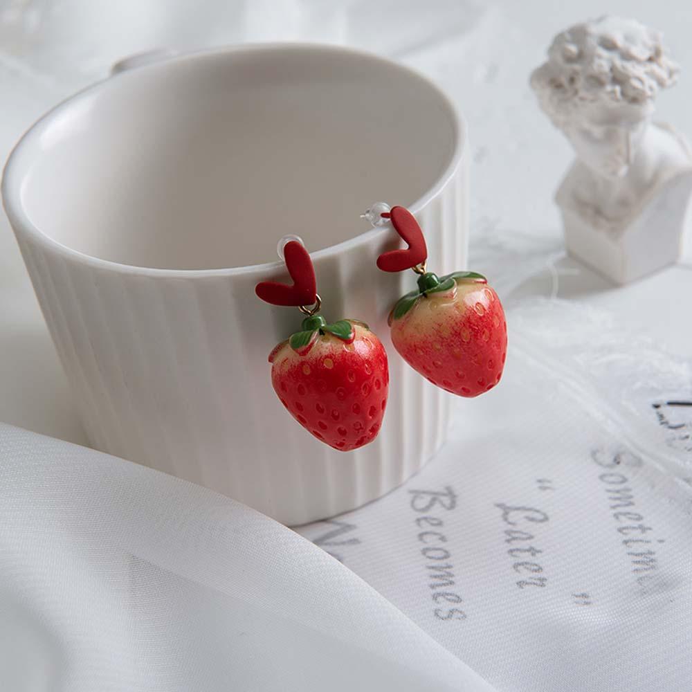 Sweet Lovely Girls Strawberry Heart Cute Fashion Jewelry Ear Stud Earrings Dangle Earrings