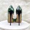 Модные туфли из лакированной кожи с зеленым узором на высоком каблуке, универсальная женская обувь для платьев и юбок.