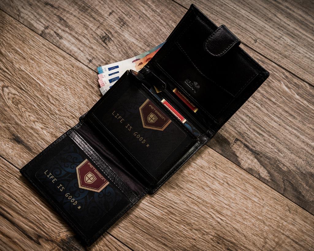 Peterson PTN N318L-BFA BLACK Leather Wallet