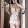 Сексуальное женское белье девушки сексуальное бесплатное маленькая грудь пижама милая чистая страсть кровать соблазн вишня ночная рубашка лямка бедро обертка