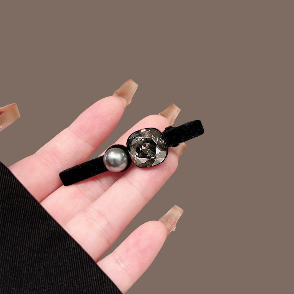 1pc Velvet Black Diamond Pearl Hair Clip with Retro Style Edge Clip Light Luxury and High-end Feel Bangs and Broken Hair Clip