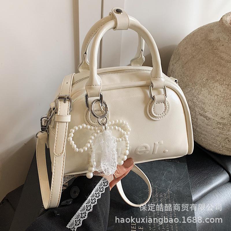 Премиальная нишевая сумка женская весна и лето 2025 новая модная на плечо сумка-мессенджер повседневная корейская версия портативная сумка-подушка