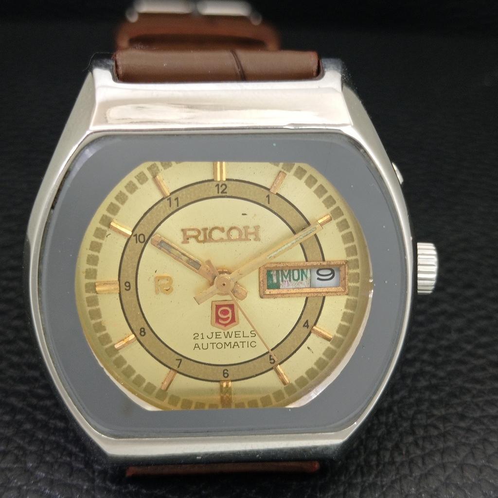 VINTAGE RICOH R31 AUTOMATIC JAPAN MENS ORIGINAL DIAL WATCH a707993-1
