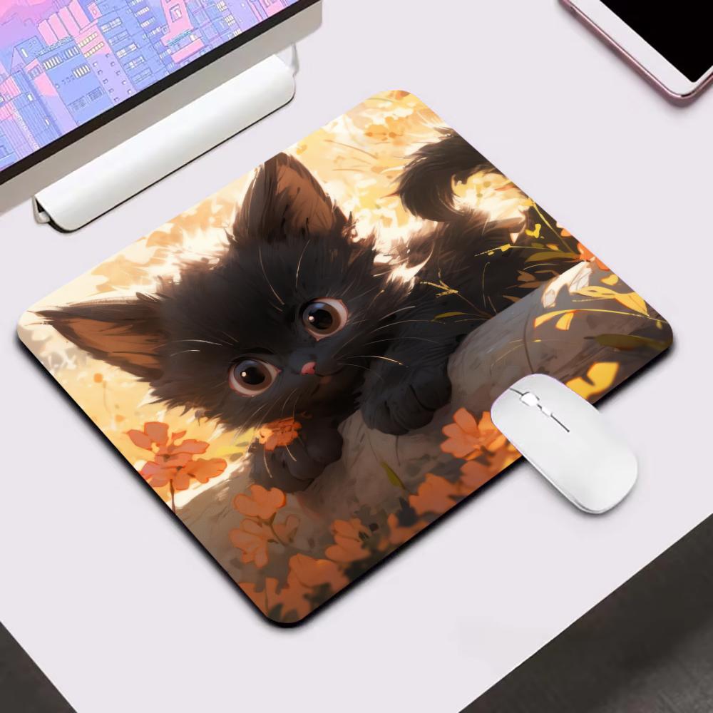 A Fluffy Orange Cat Gaming Mouse Pad Square Computer Mouspad Desk Mat Non-Slip Rubber Mausepad Office Accessories Gamer Deskmat