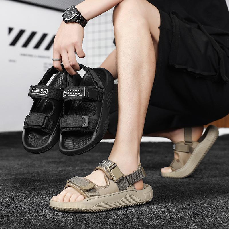 2026 new men's slippers summer casual wear breathable comfortable soft sole driving outdoor dual-purpose beach shoes