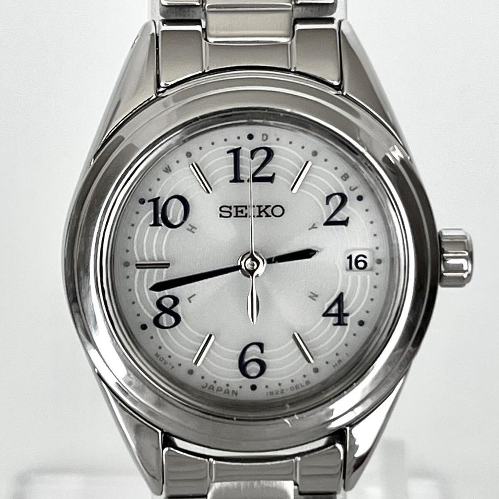 Полированные Seiko Excellent Silver с белым S2383 [Рабочее состояние] Женские часы, Радиоуправляемые на солнечной батарее, Состояние, Циферблат