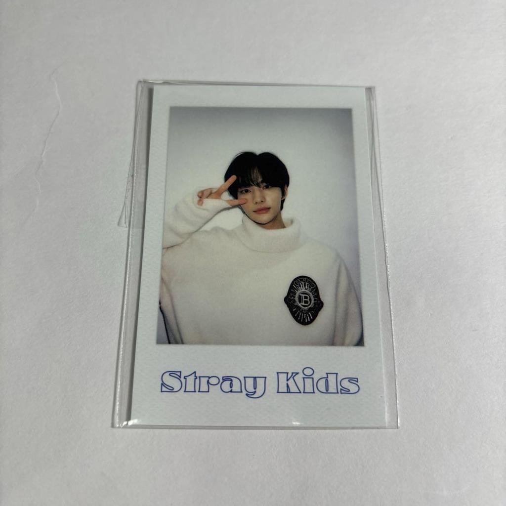[ИСПОЛЬЗОВАННАЯ] Карточка коллекционная Instax Stray Kids Hyunjin Pola Sigri 2022