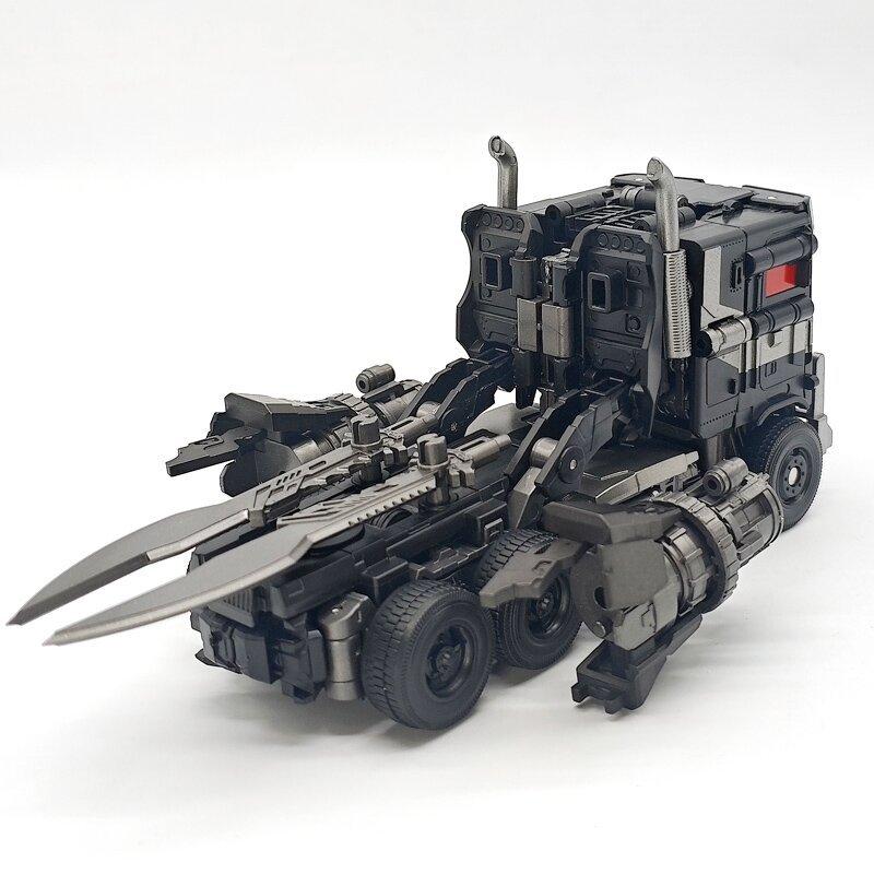 Transformation Toy Baiwei Car Deformation Robot Model Figure Action Collection