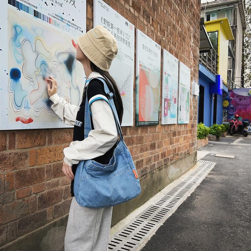 Женская джинсовая сумка, большая вместительная сумка с ремешком, регулируемая сумка через плечо, винтажная сумка-мессенджер, повседневная сумка-шоппер, новинка 2024 года