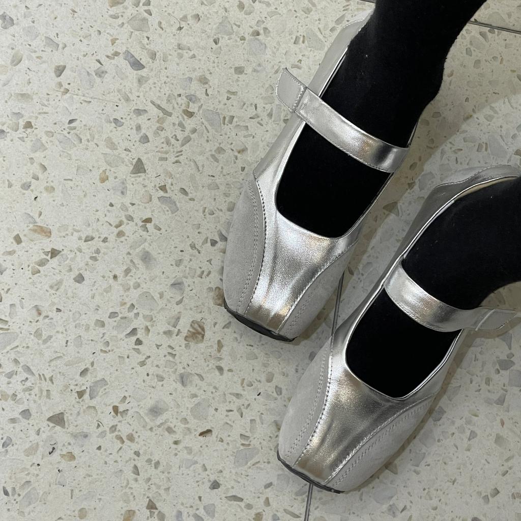 Spot second hair! French square head flat bottom Mary Jane women's shoes 2025 new leather versatile Velcro single shoes