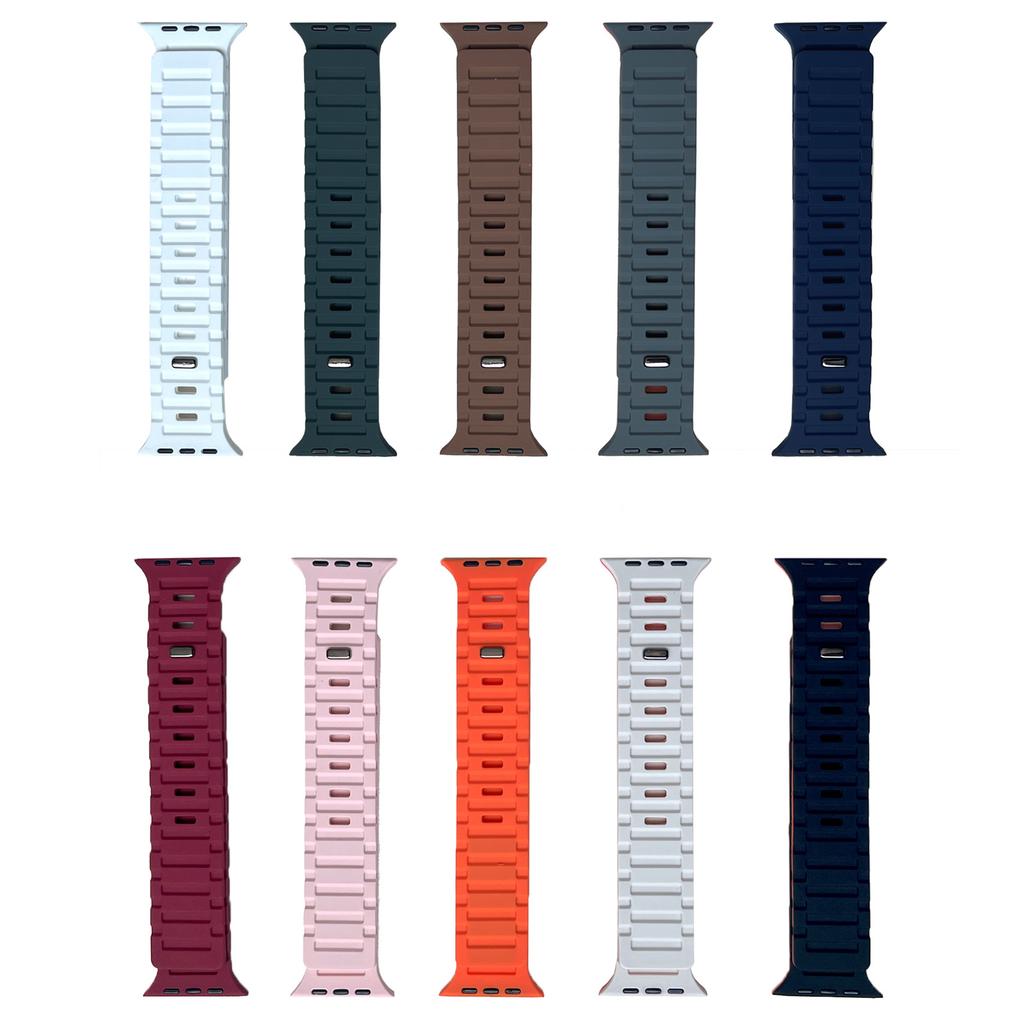 Magnetic Strap for Apple Watch Band Ultra 2 49mm 44mm 40mm 45mm 38mm 41mm 42mm Silicone Bracelet iWatch Series 9 8 7 6 Se bands