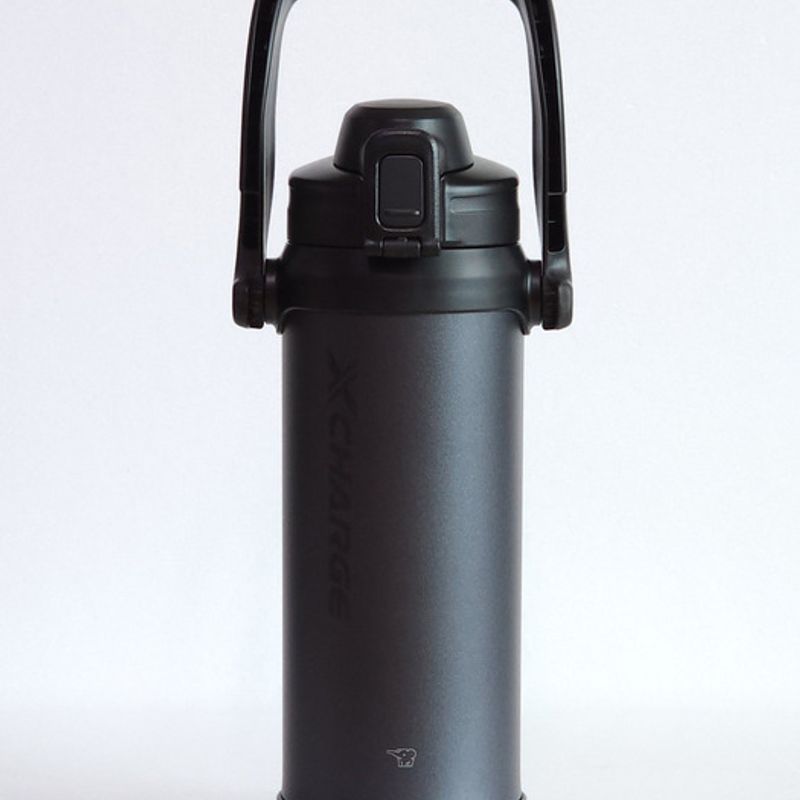 ZOJIRUSHI ZOJIRUSHI 2 л Спортивная бутылка для льда