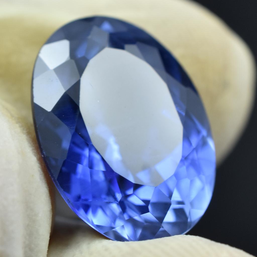 Natural Blue Tanzanite Loose Gemstone 11.45 ct Oval Cut for Jewelry Making and Gem Collections