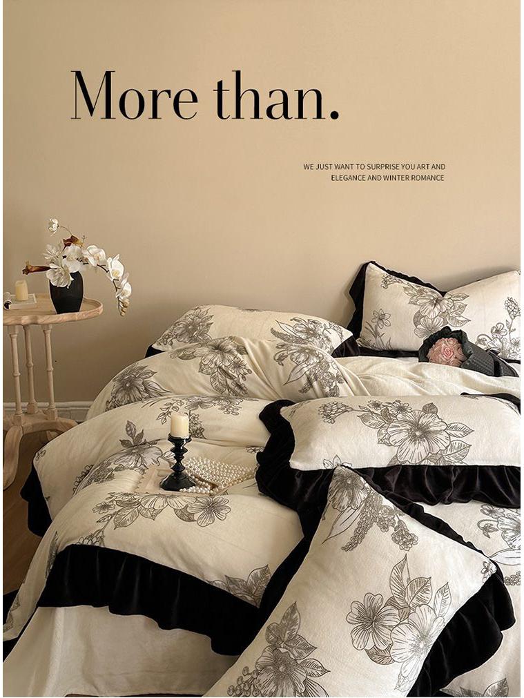 G5Z Постельное белье из молочного велюра и кружева: Утолщенный четырехсекционный комплект из фланели и кораллового флиса, двусторонний, с пододеяльником.