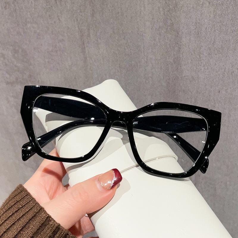 New Cat's Eye Plain Glasses Frame Women's Fashion PC Eyewear Frame Flat Glasses Luxury Anti Blue Light Optical Glasses