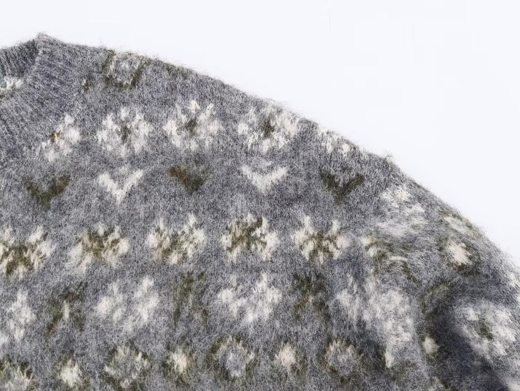 European and American style, new women's clothing, foreign-style color-rubbing effect jacquard knitted sweater 2142/230/802