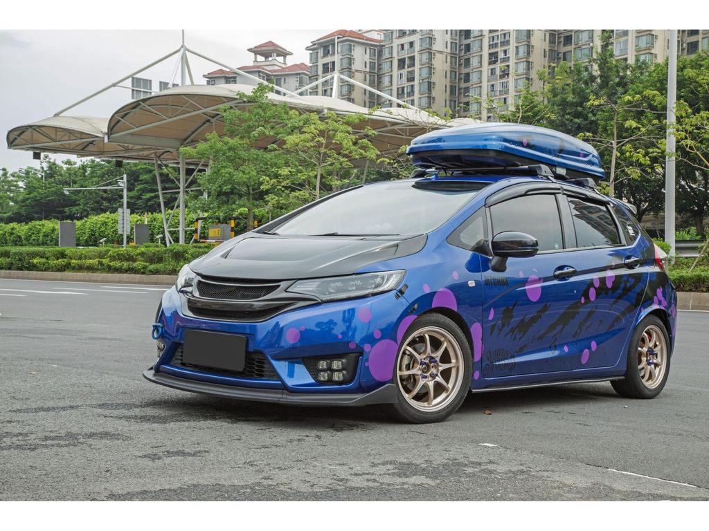 Комплект переднего сплиттера и заднего спойлера RS для 2014-2017 годов: Включает задний бампер и диффузор