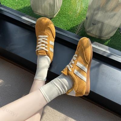 Осенняя женская повседневная спортивная обувь 2025 Новая удобная нескользящая уличная обувь для бега Удобные женские кроссовки Ретро обувь на плоской подошве