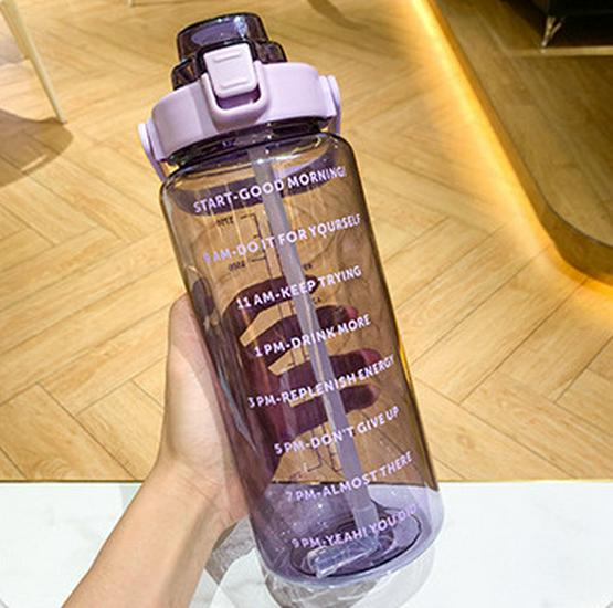 Женская бутылка для воды 2000 мл с соломинкой и шкалой времени - Спортивная фляга большой вместимости