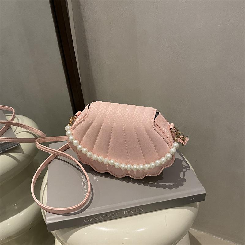 Premium Shell Small Bag Women's 2025 Autumn New Pearl Handbag Fashionable and Simple Shoulder Messenger Bag
