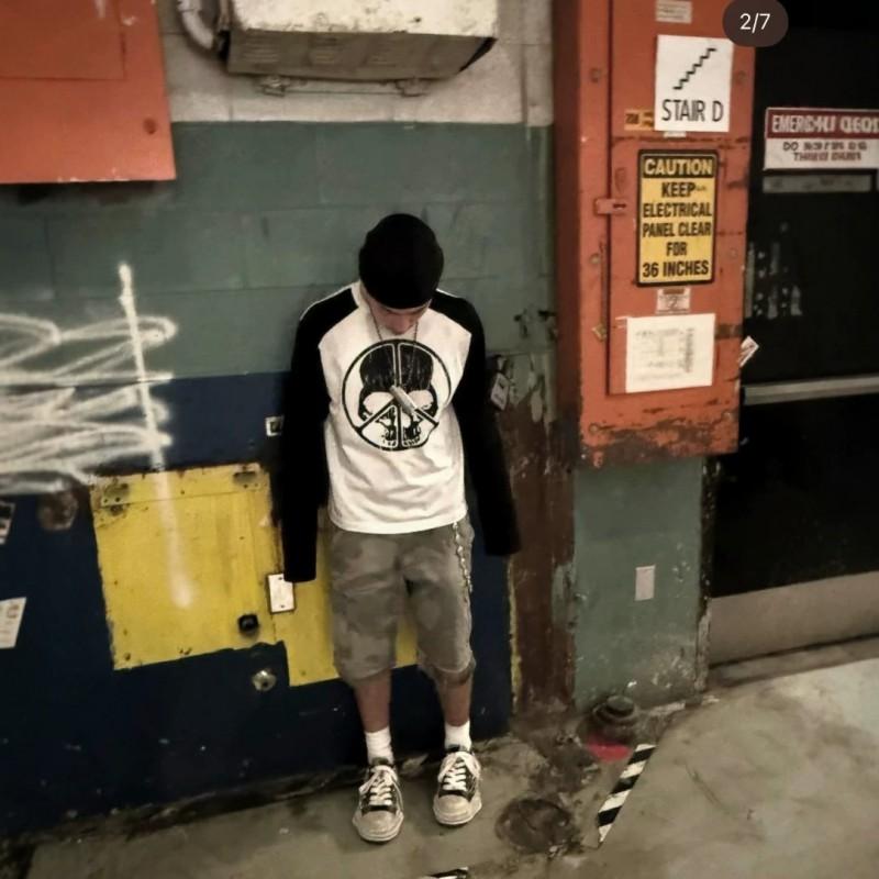 Mens Oversized Graphic Tee Cotton Long Sleeve Vintage Streetwear Hip Hop T-Shirt Loose Fit