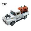Autumn Farmhouse Home Decoration Halloween Pick-up Truck Alloy Figurine, Holding Pumpkin Vintage Car Statue, Party Supplies Miniature Vehicle Ornament