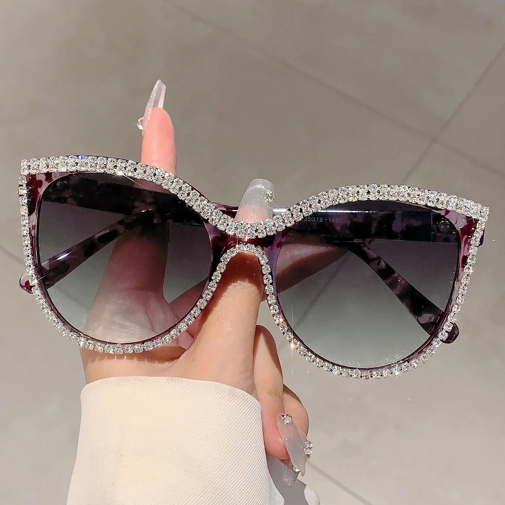 Diamond Vintage Brand Designer Oversized Sunglasses Women For Female Luxury Sun Glasses Punk Popular Cat Eye Rhinestone Eyewear