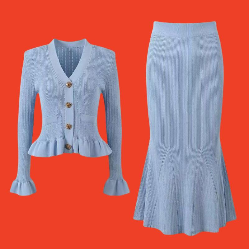 Осень/Зима 2025 Приталенный вязаный топ с рукавами-клеш + Пальто «рыбий хвост»