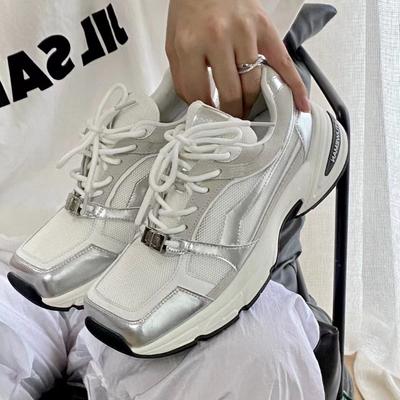 Толстые повседневные женские кроссовки из сетчатой ткани с дышащей отделкой 2024 года, новая модная простая универсальная обувь для женщин, осенняя пора