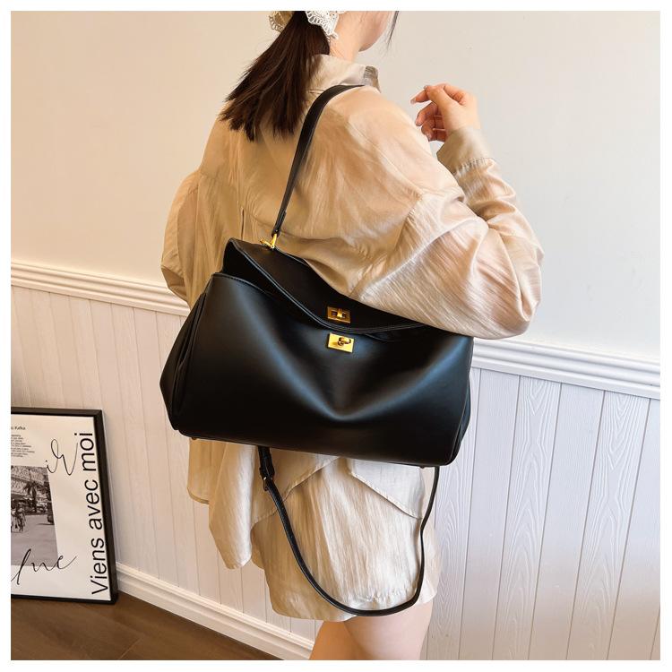 Женская сумочка Модная Простая Универсальная Сумка на Одно Плечо