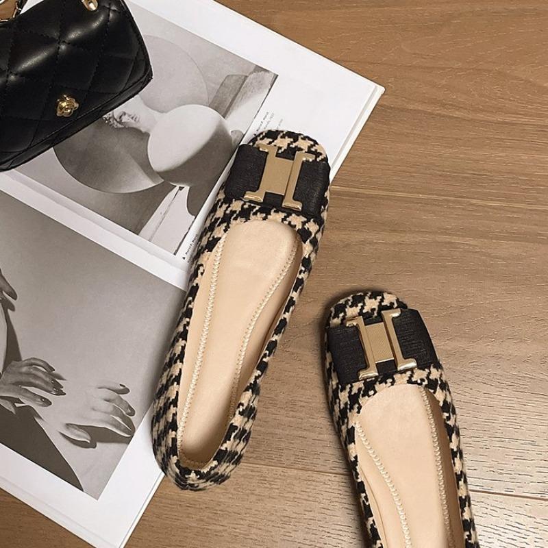 Square Toe Flat Shoes for Women's Spring Metal Buckle Shallow Mouth Women's Shoes Large Size 44 45 46 Ladies Luxury Shoes Women